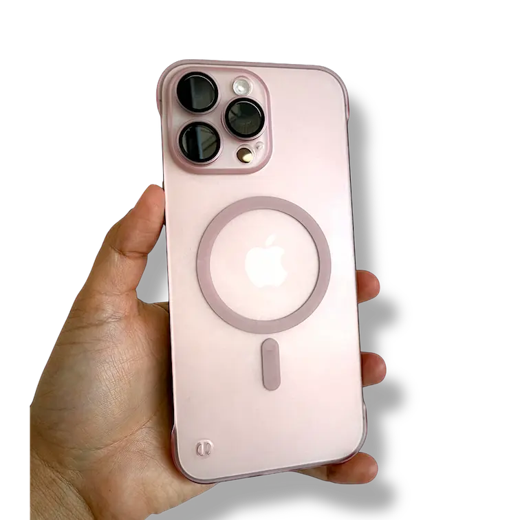 iPhone 16 Pro Max en uso con carcasa Space Clear - visualización real de cómo queda en un iPhone 16 Pro Max