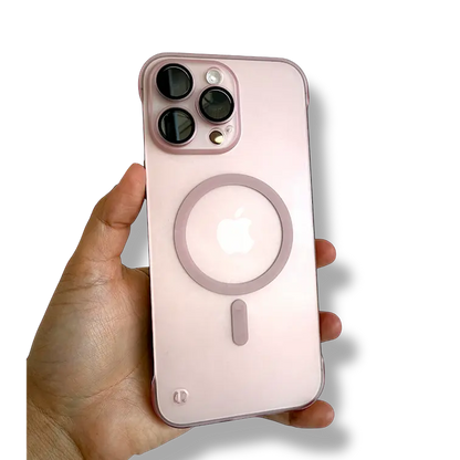 iPhone 16 Pro Max en uso con carcasa Space Clear - visualización real de cómo queda en un iPhone 16 Pro Max