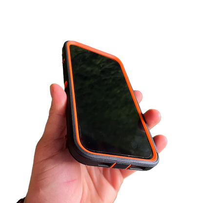 Bordes de pantalla elevados para mejor protección de la funda
