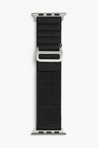 Correa negra alpine loop - resalte de detalles y materiales resistentes