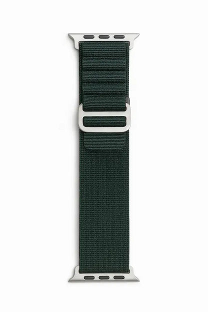Correa Alpine de nylon en verde oscuro - detalle de hebilla