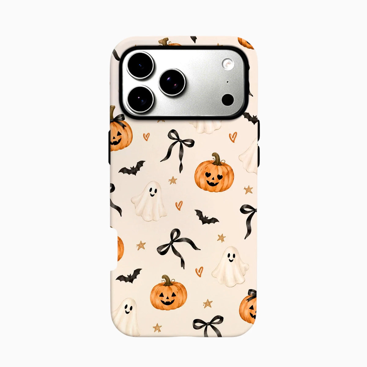 Carcasa Halloween Cute para iPhone con fantasmitas, calabazas, murciélagos y lazos negros sobre fondo crema.