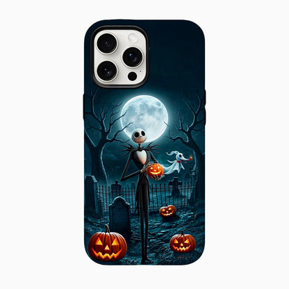 Diseño inspirado en El Extraño Mundo de Jack con Jack Skellington, luna llena, cementerio y calabazas iluminadas.